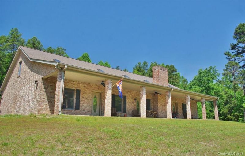 4515 Rainbow Dr, Kannapolis, NC 28081