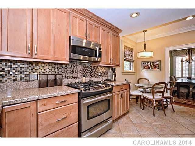 1636 E Dilworth Rd, Charlotte, NC 28203
