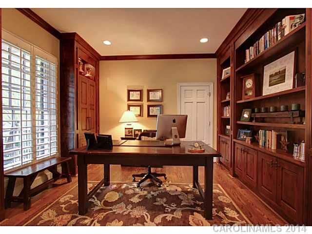 1426 Sterling Rd, Charlotte, NC 28209