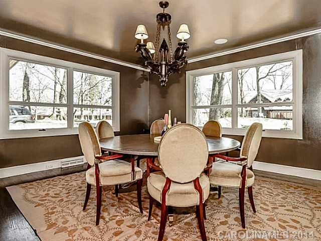 2515 Cloister Dr, Charlotte, NC 28211