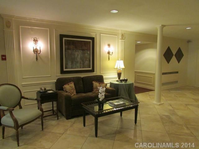 2222 Selwyn Ave #601, Charlotte, NC 28207