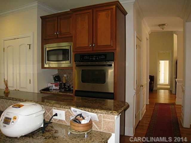 7178 Three Wood Dr, Matthews, NC 28104
