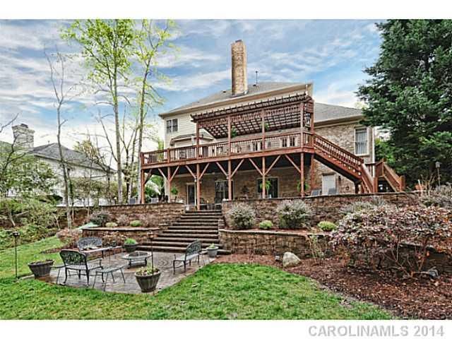 16200 Riverpointe Dr, Charlotte, NC 28278
