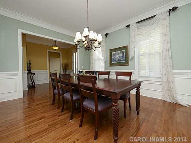 16935 Hedgerow Park Rd, Charlotte, NC 28277