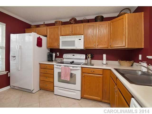 15510 Asterwind Ct #15510, Charlotte, NC 28277