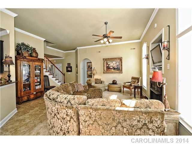 1105 Saint Johns Ave, Matthews, NC 28104