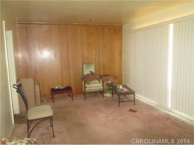 3608 Manchester Dr, Charlotte, NC 28217