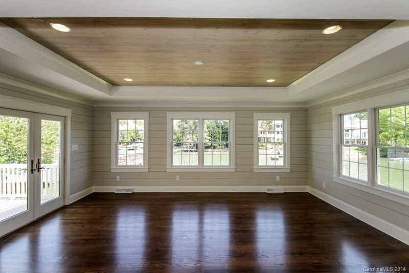 19116 N Beatties Ford Rd, Cornelius, NC 28031
