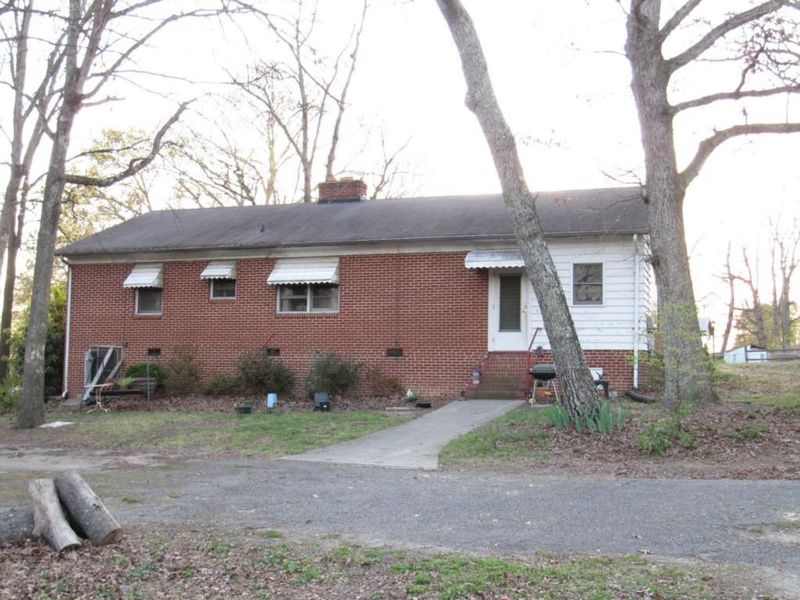 706 Hickory Grove Rd, Gastonia, NC 28056