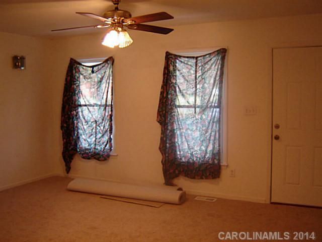 506 Hillcrest Ave, Marshville, NC 28103