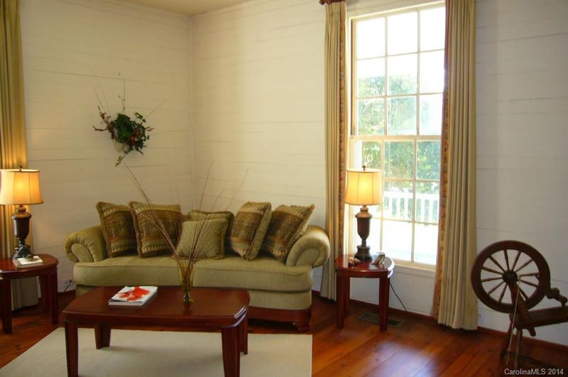 600 Iron Horse Ln, Midland, NC 28107