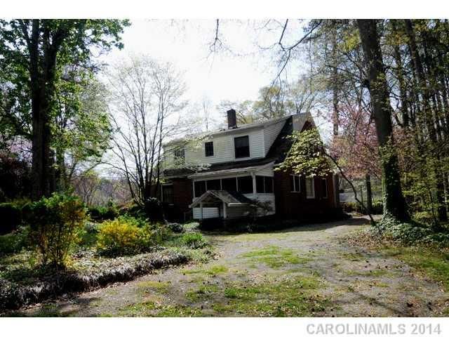 925 E Park Dr, Lincolnton, NC 28092