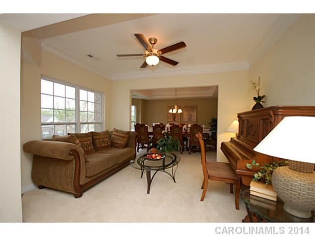 2227 Elendil Ln, Charlotte, NC 28269