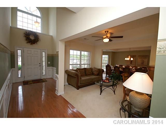 2227 Elendil Ln, Charlotte, NC 28269