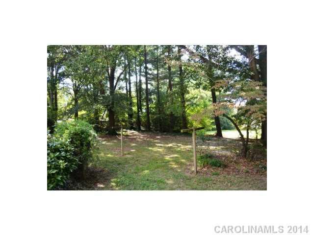436 SW 7th St, Hickory, NC 28602
