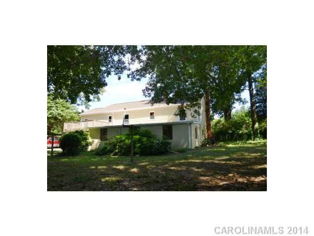 436 SW 7th St, Hickory, NC 28602