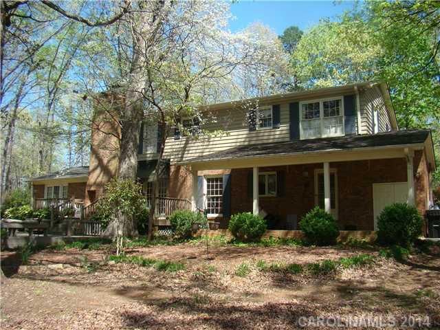 2726 Rolling Hills Dr, Monroe, NC 28110