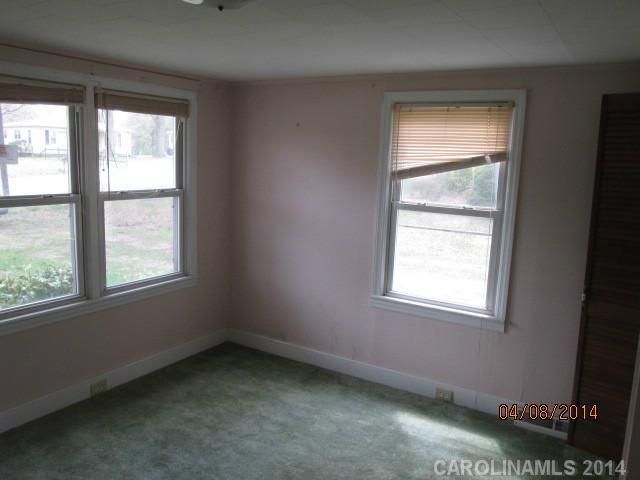 29 SW Barbee Rd, Concord, NC 28027