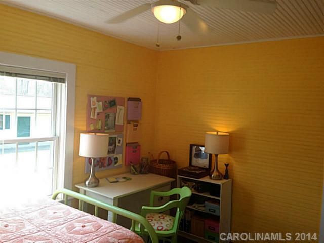 904 SE 3rd St, Conover, NC 28613