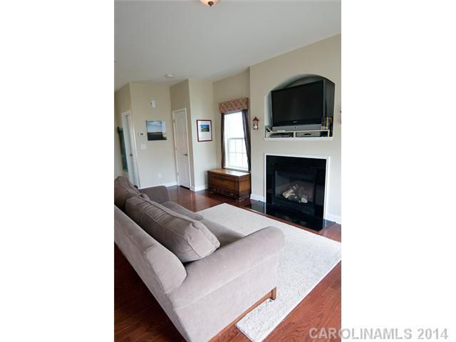 9414 Jornada Ln, Cornelius, NC 28031