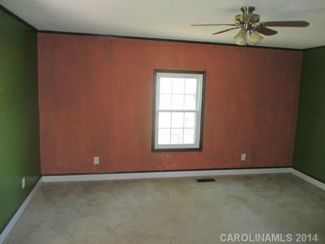 1408 Due West St, Kannapolis, NC 28081