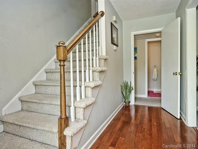 1917 Lawton Bluff Rd, Charlotte, NC 28226