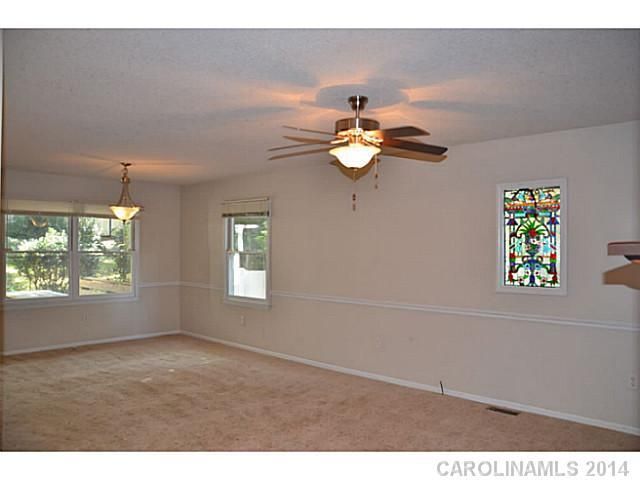 145 NW Phifer Ave, Concord, NC 28025