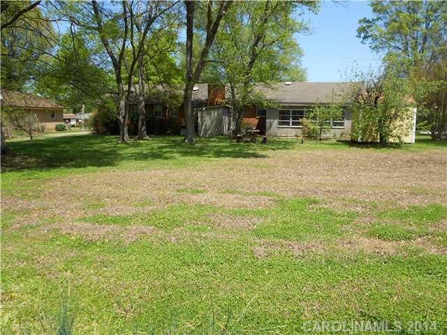 6400 Morehead Rd, Harrisburg, NC 28075