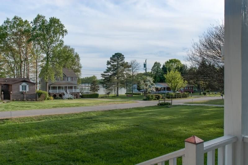 143 Surfside Ln, Mooresville, NC 28117