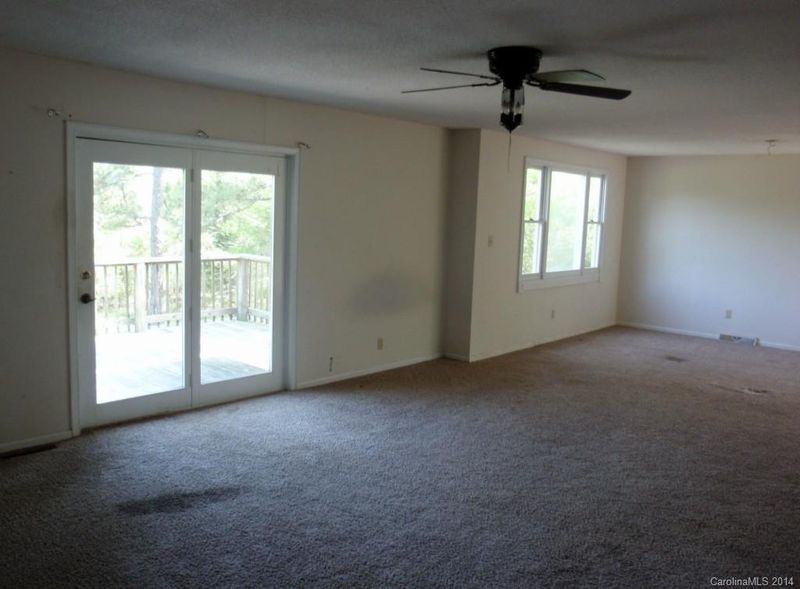 985 Pleasant Grove Rd, Chester, SC 29706