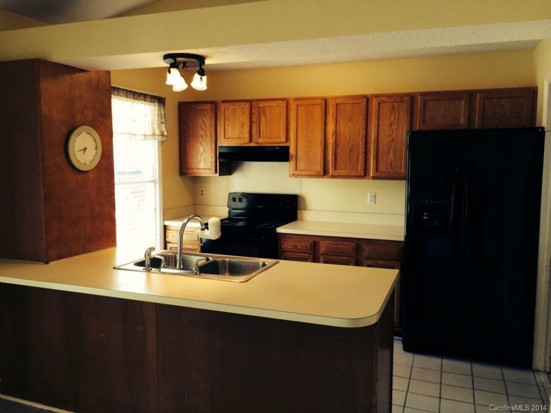 5937 Loch Arbor Ln, Mint Hill, NC 28227