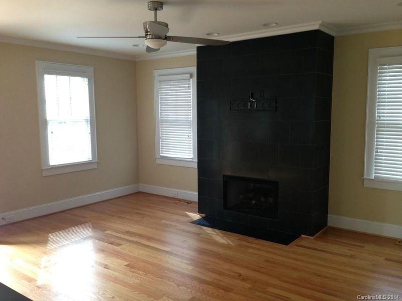 2129 Roslyn Ave, Charlotte, NC 28208