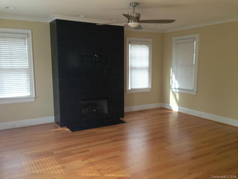 2129 Roslyn Ave, Charlotte, NC 28208