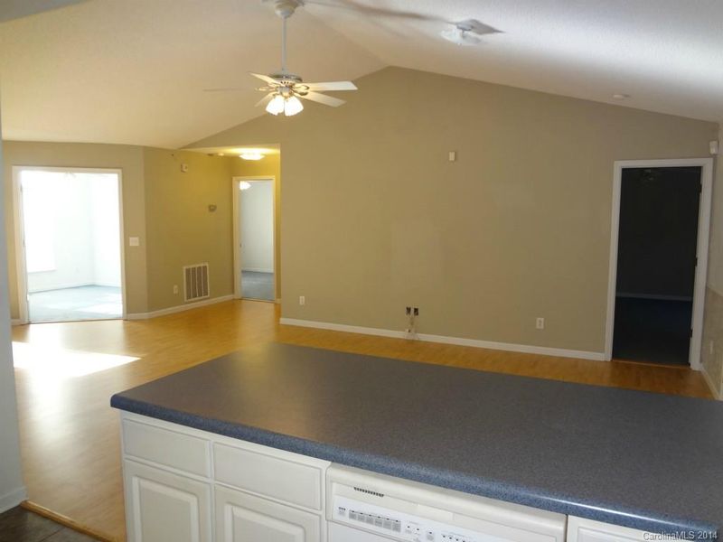 194 Panther Rd, Troutman, NC 28166
