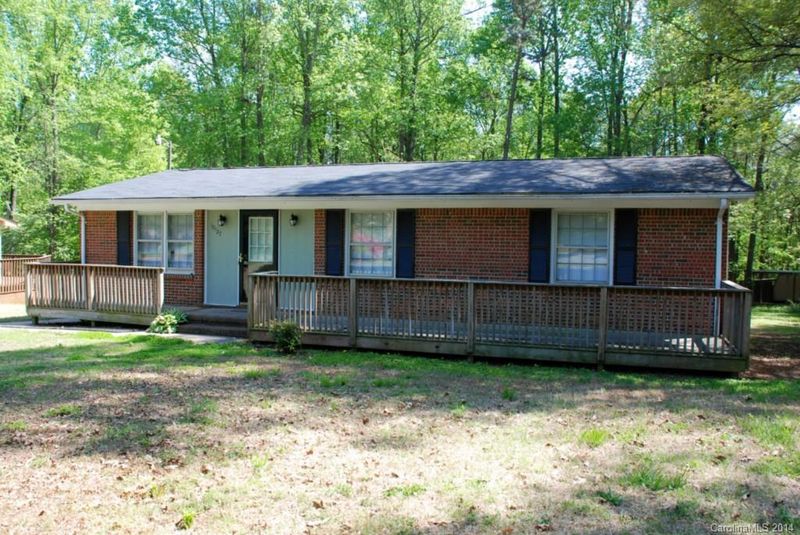 10127 Harbor Dr, Charlotte, NC 28214