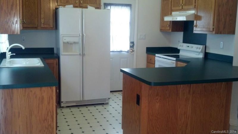 1337 Pump Station Rd, Kannapolis, NC 28081