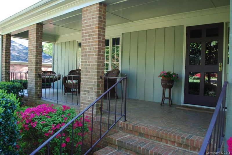 3022 Markworth Rd, Charlotte, NC 28210