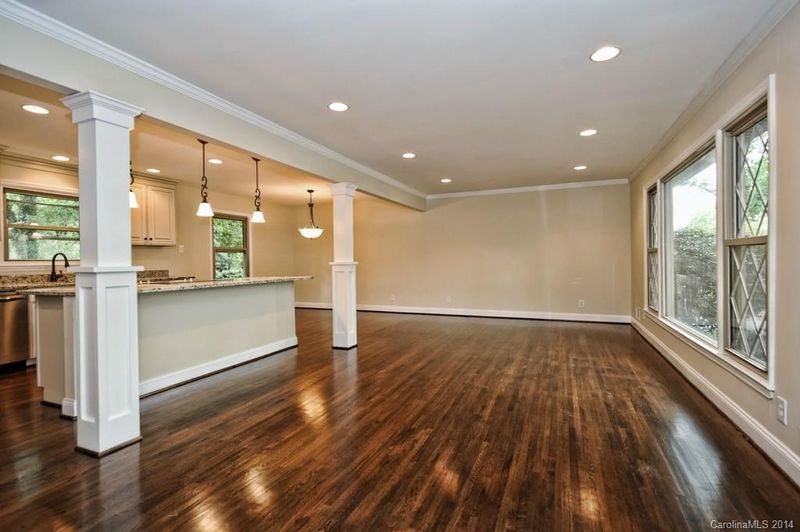 4601 Walker Rd, Charlotte, NC 28211