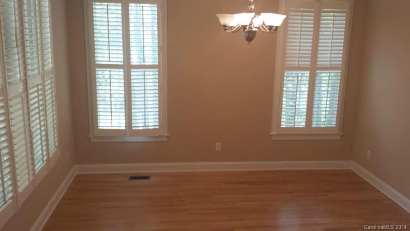 595 Beaten Path Rd, Mooresville, NC 28117