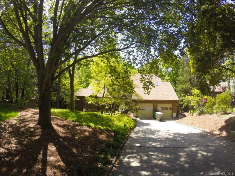834 Old Bell Rd, Charlotte, NC 28270