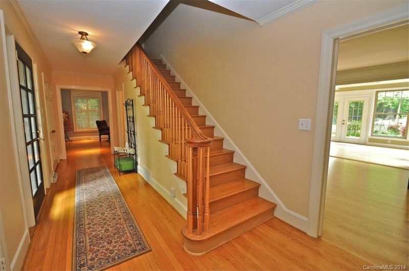 1931 Providence Rd, Charlotte, NC 28211
