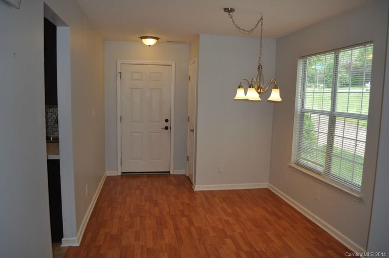 820 Selwyn Oaks Ct, Charlotte, NC 28209