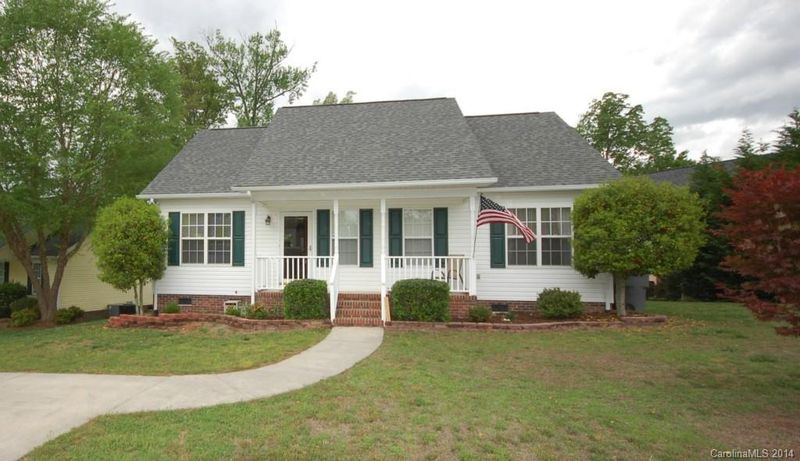 2080 Samantha Dr, Kannapolis, NC 28083