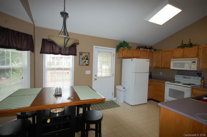 2080 Samantha Dr, Kannapolis, NC 28083