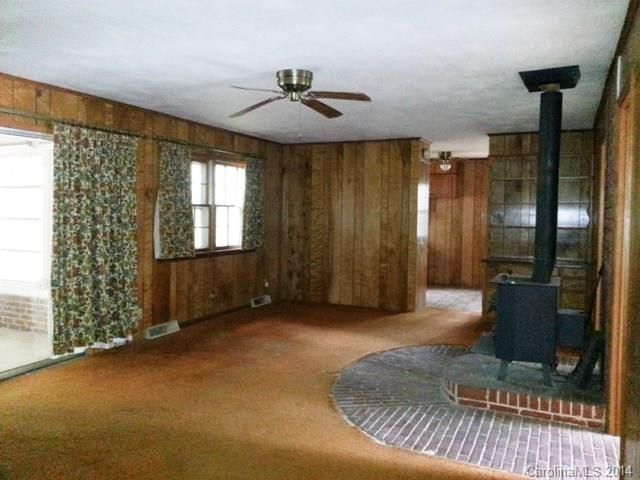1126 W Edgemont Dr, Lancaster, SC 29720