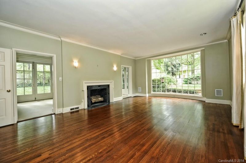 1114 Linganore Pl, Charlotte, NC 28203