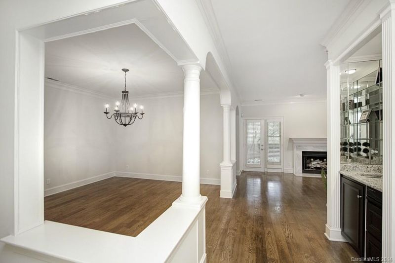 325 Queens Rd #1, Charlotte, NC 28204