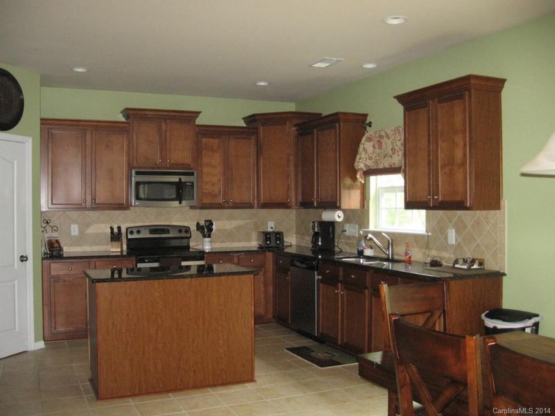 1314 Mountain Laurel Ct, Stallings, NC 28104