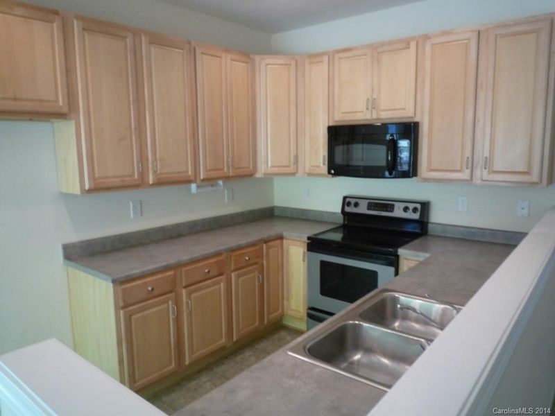 425 Delta Dr, Fort Mill, SC 29715