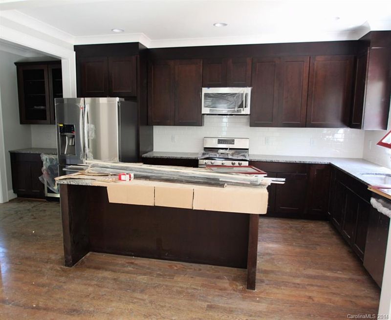 2112 Yadkin Ave, Charlotte, NC 28205